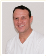 Foto von Anatoli Schneider, dem Masseur aus Osnabr&uuml;ck